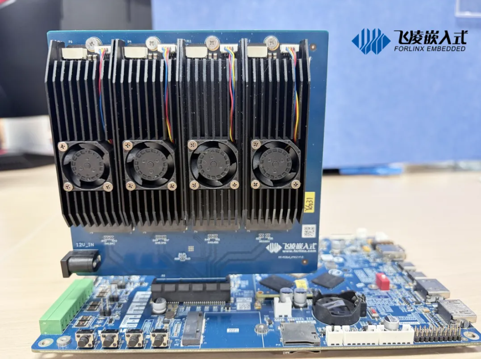 RK1828 4卡PCIe级联边缘大模型方案